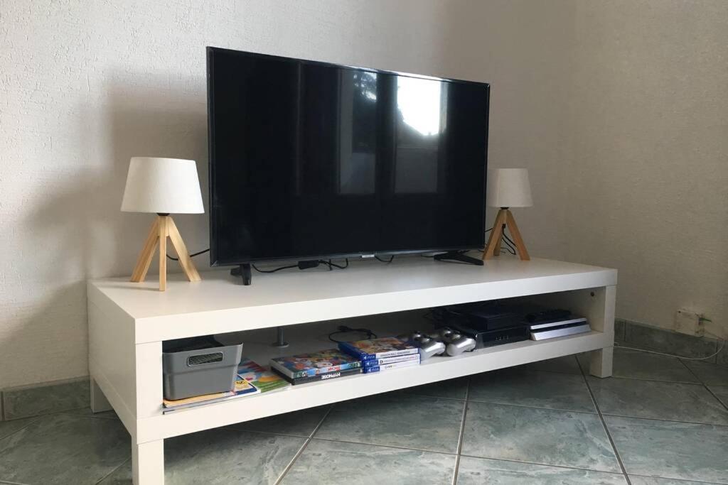 Les Iles - Parking, Balcon, Netflix & Ps4! Διαμέρισμα Άννεσι Εξωτερικό φωτογραφία